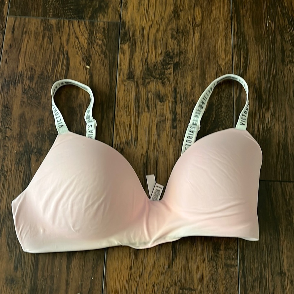 Victoria Secret No Underwire Pink Bra Size 34DD